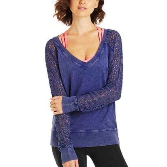 Lorna Jane Tops - Lorna Jane bold vivid blue lace sleeve sweatshirt size medium